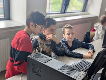 Impressionen vom Besuch der 5c beim Berufskolleg